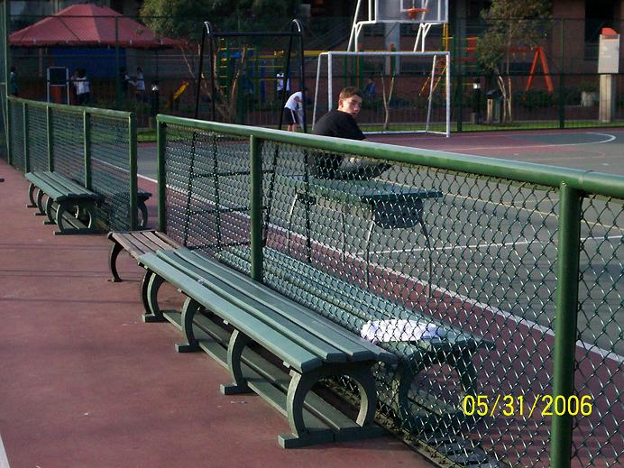 Mesa y Sillas para Exteriores plásticos con Parasoles Juegos de Mesa y