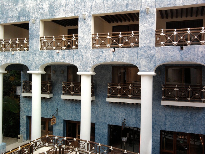 cerramiento de corredores barandas terrazas patios lagos caminos